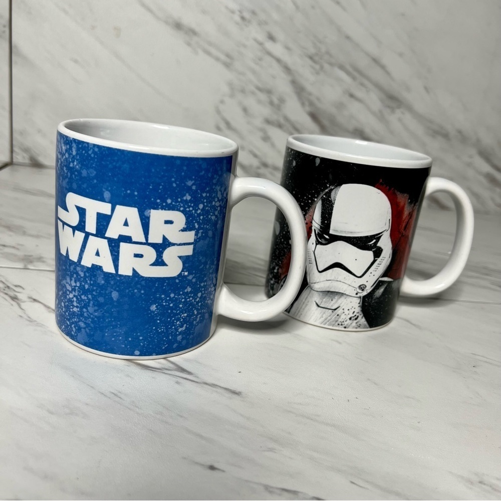 3/$60 BUNDLE of 2 Star Wars Galerie Chewbacca & Stormtrooper 10oz Mugs Set